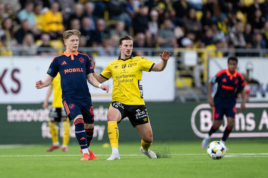 Djurgårdens Matias Siltanen och Elfsborgs Simon Olsson