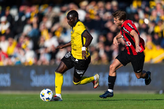 Mjällbys Abdoulie Manneh och Brommapojkarnas Wilmer Odefalk