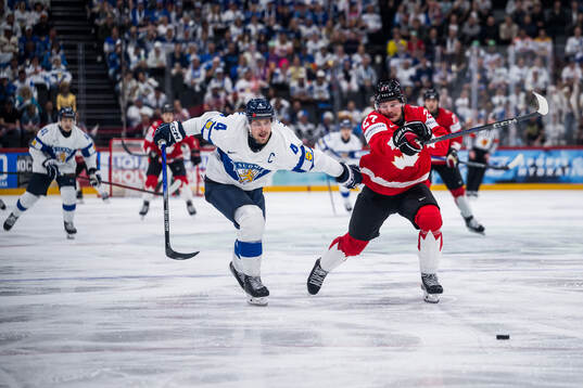 Mikko Lehtonen of Finland and Barrett Hayton of Canada