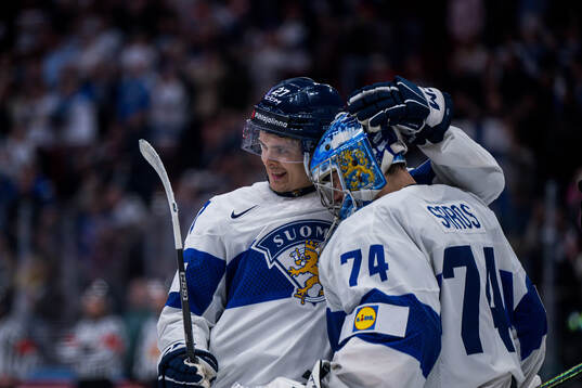 Goalkeeper Juuse Saros of Finland celebrates