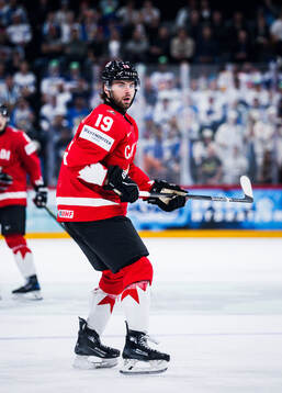 Adam Fantilli of Canada