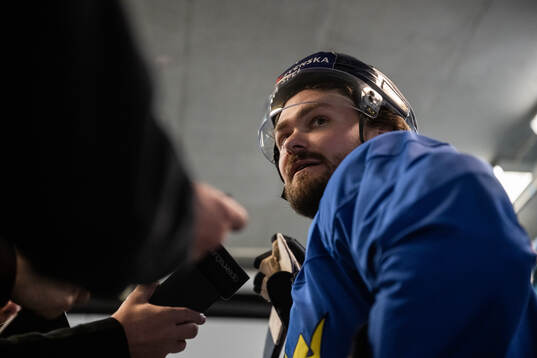 of Sweden at a practice session