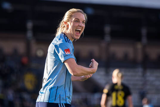 Djurgårdens Mimmi Larsson jublar