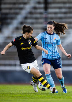 AIKs Patrícia Fischerova och Djurgårdens Pauline