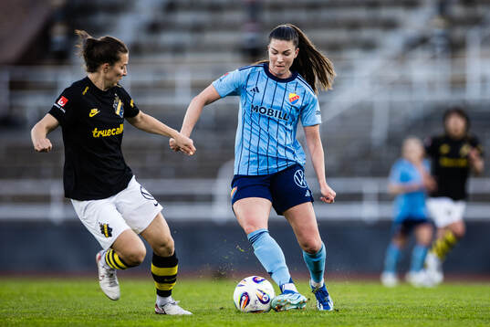 AIKs Patrícia Fischerova och Djurgårdens Pauline