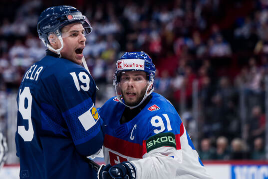 Waltteri Merelä of Finland and Matus Sukel of Slovakia