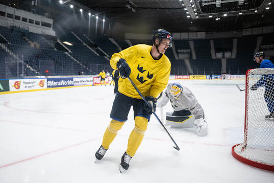 Gabriel Carlsson of Sweden at a practice session