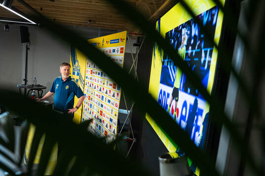 Head coach Peter Gerhardsson of the Swedish women's