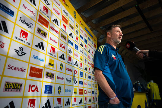 Head coach Peter Gerhardsson of the Swedish women's