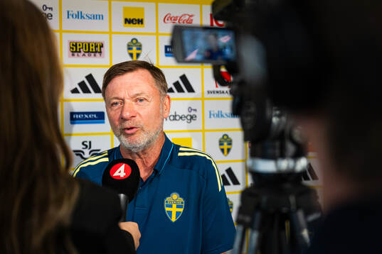 Head coach Peter Gerhardsson of the Swedish women's