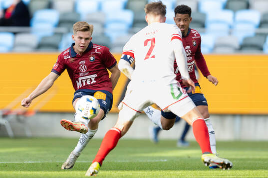 Örgrytes Isak Dahlqvist skjuter 2-0