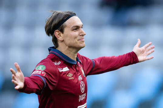 Örgrytes Noah Christoffersson jublar
