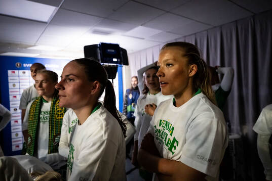 Hammarbys Smilla Vallotto och Smilla Holmberg