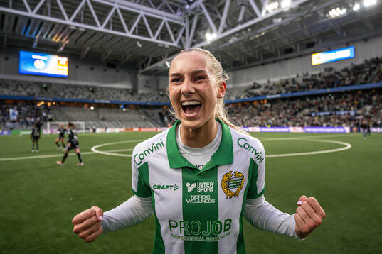 Hammarbys Ellen Wangerheim jublar