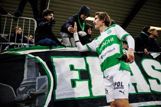 Västerås Hugo Engström jublar
