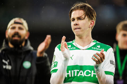 Västerås Max Larsson jublar