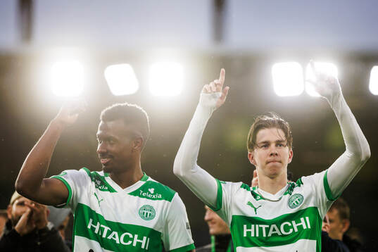 Bläddra bland fler bilder av Fotboll, Superettan, Västerås - Östersund