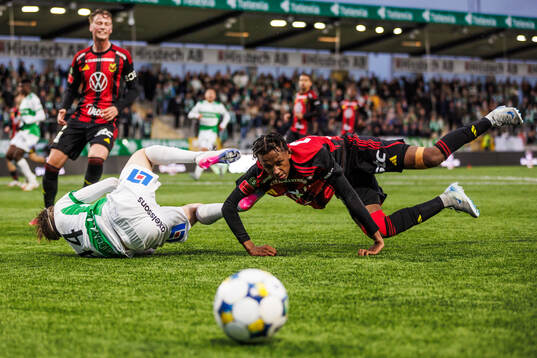 Västerås Max Larsson och Östersunds Eseg Yossief Worke