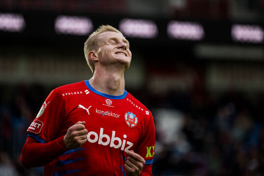 Helsingborgs Oscar Aga deppar