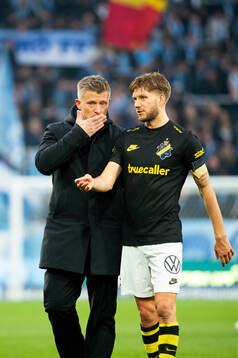 AIKs tränare Mikkjal Thomassen och Anton Salétros