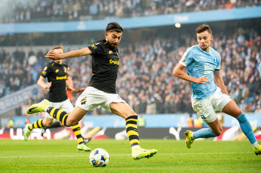 AIKs Andronikos Kakoullis och Malmö FFs Colin Rösler