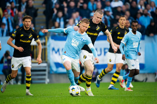 Malmö FFs Anders Christiansen och AIKs Thomas Poppler