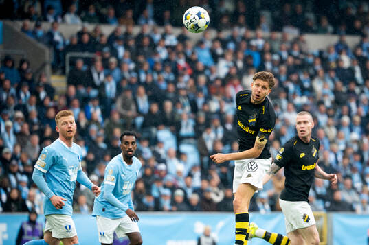 AIKs Anton Salétros mot Malmö FFs Anders Christiansen
