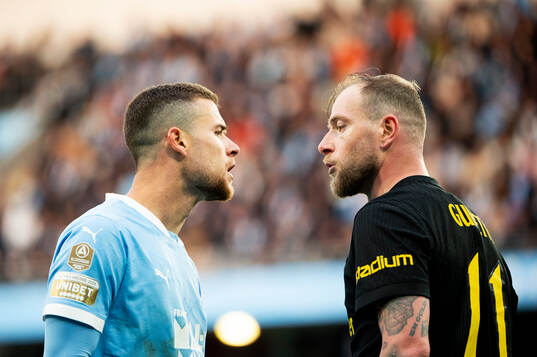 Malmö FFs Gabriel Busanello och AIKs John Guidetti