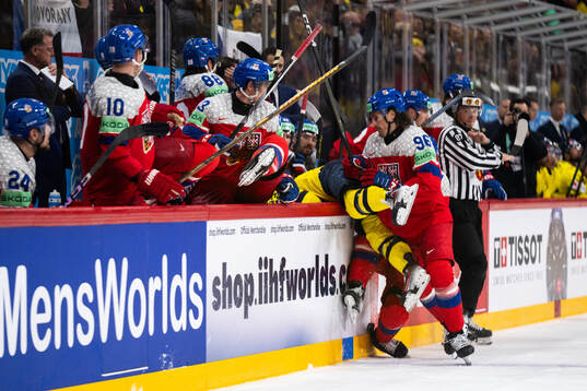 Lucas Raymond of Sweden and Daniel Vozenilek of Czech