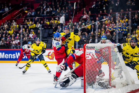 Jiri Tichacek of Czech Republic and Leo Carlsson of Sweden