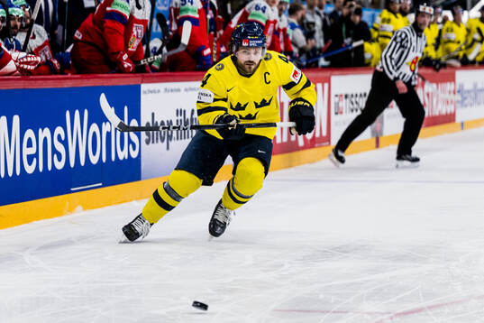 Rasmus Andersson of Sweden