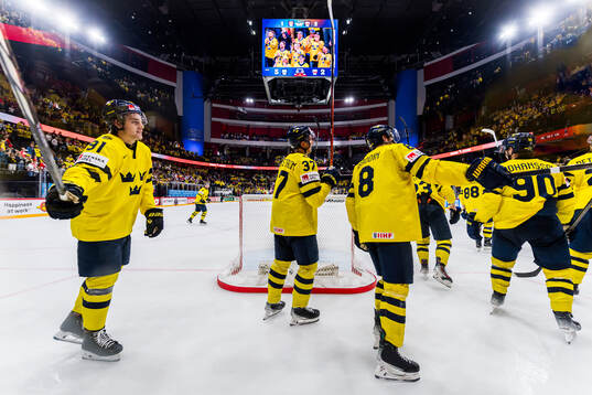 Leo Carlsson, Isac Lundeström and Jonas Brodin of Sweden