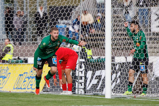 Varbergs Oliver Alfonsi jublar