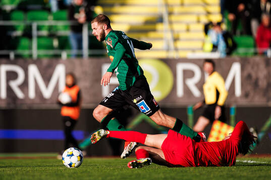 Varbergs Oliver Alfonsi och Landskronas Victor Karlsson