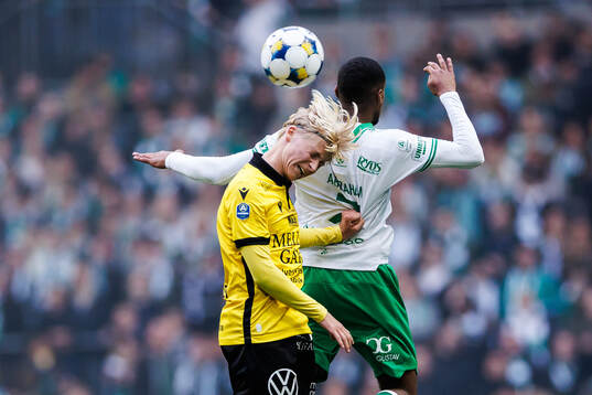 Mjällbys Romeo Leandersson och Hammarbys Paulos Abraham
