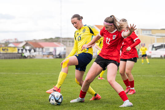 Sveriges Lovisa Breland och Österrikes Marie Breitwieser