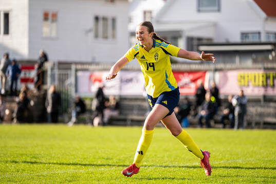 Sveriges Lillian Häggkvist jublar