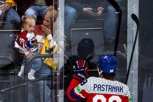David Pastrnak of Czech Republic recognize his wife Rebecca