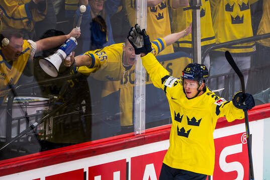 Lucas Raymond of Sweden celebrates the 3-0 goal