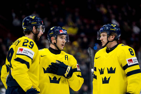 Marcus Pettersson , Mikael Backlund and Jonas Brodin of