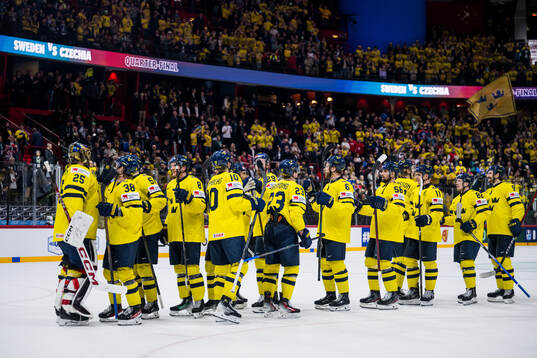 Jacob Markström and players of Sweden celebrate