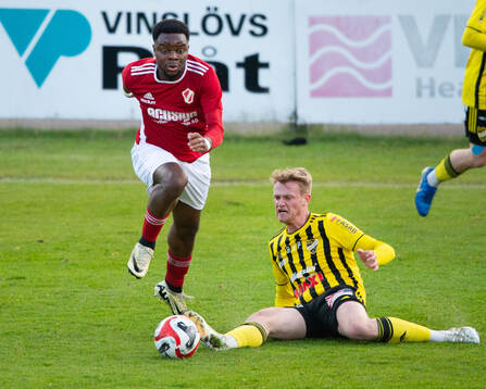 IFK Hässleholms Alexander Saistam i matchen i division 2