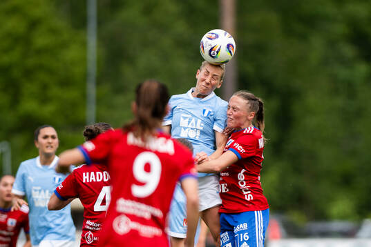 Vittsjös Olivia Wänglund i nickduell med Malmö FFs Mia