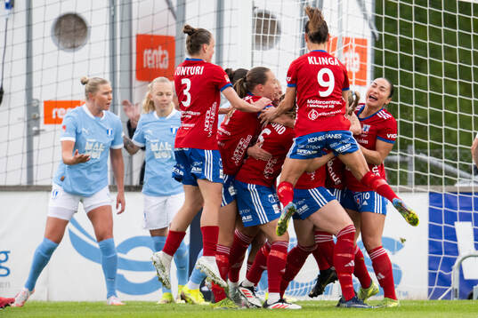 Vittsjös Sanni Ojanen jublar