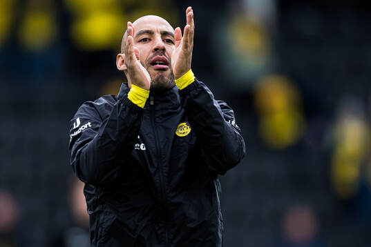 Haitam Aleesami of Bodø/Glimt warms up