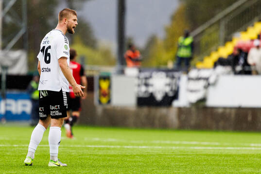 Örebros Hampus Söderström deppar