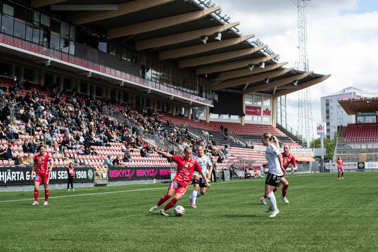 KIF Örebros Demi Pierre