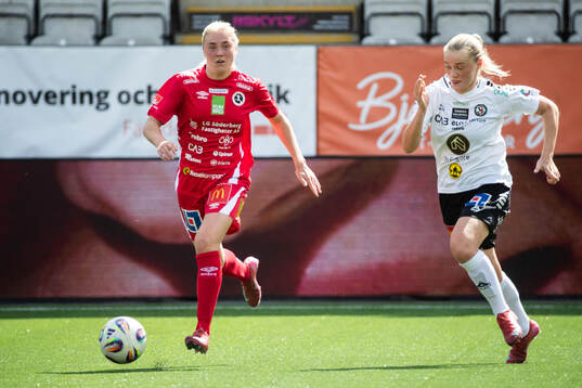 KIF Örebros Ida Björnberg och Örebro SKs Selma Rajakangas