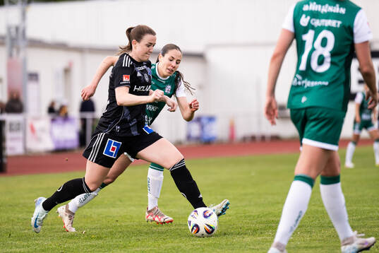 IFK Norrköpings Maja Regnås Valcic och Alingsås Johanna