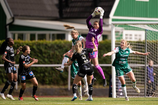 IFK Norrköpings målvakt Caroline Delisle